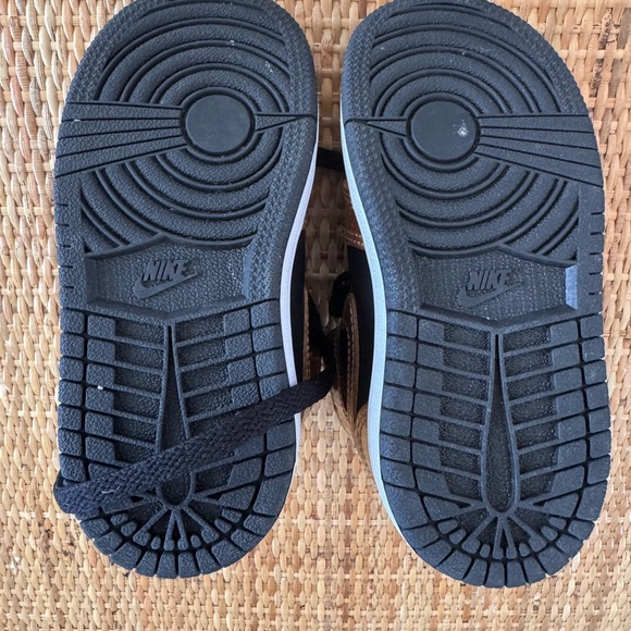 Toddler Jordans - Picture 2 of 5